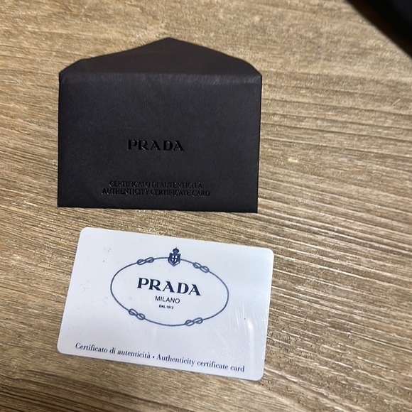 Prada cosmetic pouch new - Picture 11 of 17